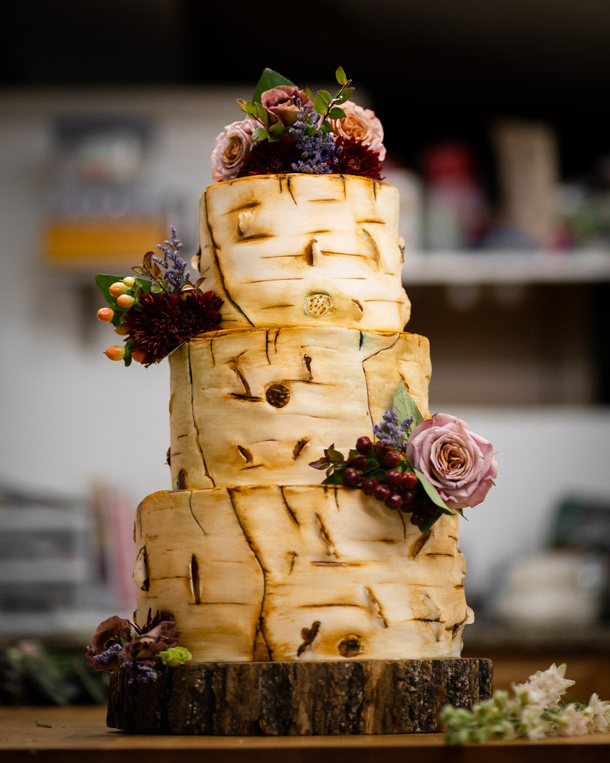 https://dreammakerbakers.com/wp-content/uploads/2021/07/Dream-Maker-Baker-Classic-Three-Tier-3-Layer-Wedding-Cake.jpg